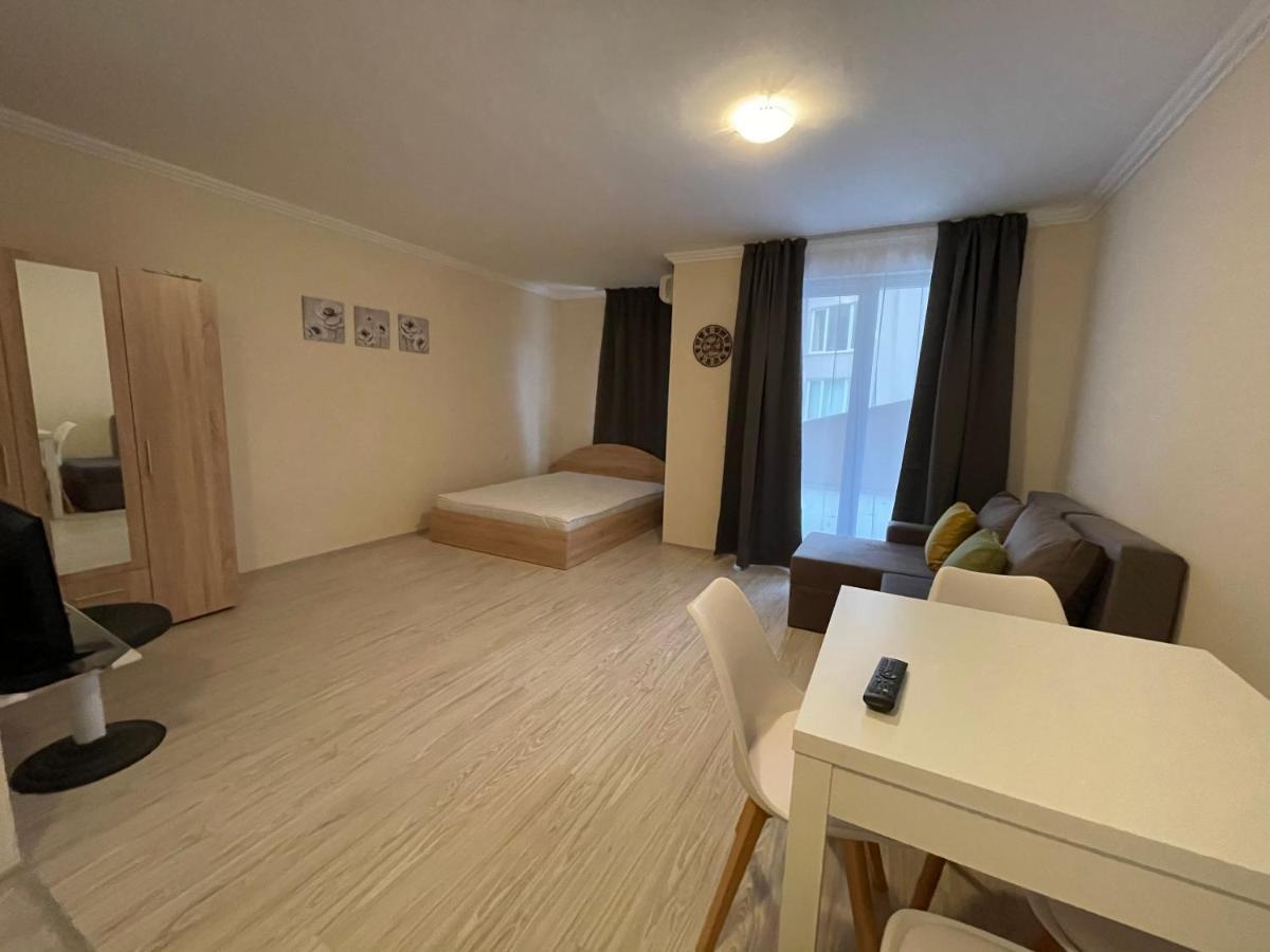 Apartments In Vip Classic Sluneční pobřeží Exteriér fotografie